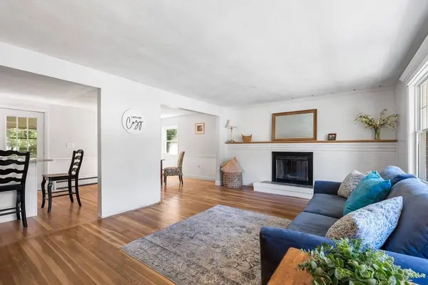29 Devon Rd, Norwood, MA 02062