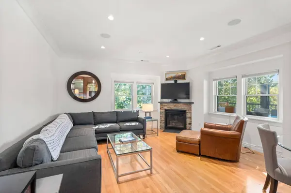 36 Central Ave #16, Milton, MA 02186