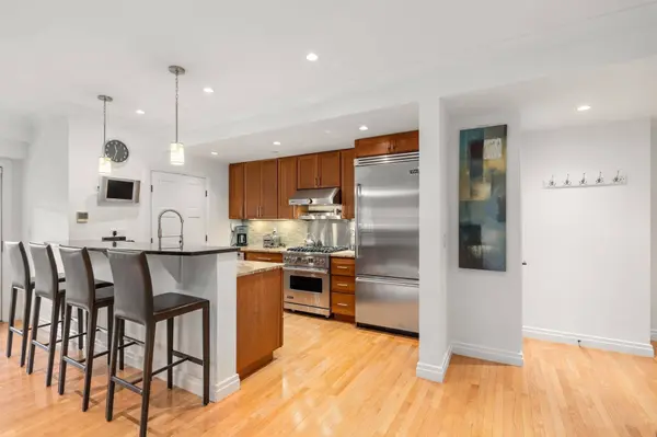 36 Central Ave #16, Milton, MA 02186