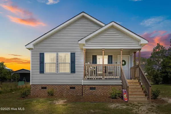 138 Heron Cove RD, Hampstead, NC 28443