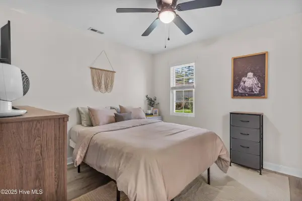 1559 Dorsey LN, Leland, NC 28451