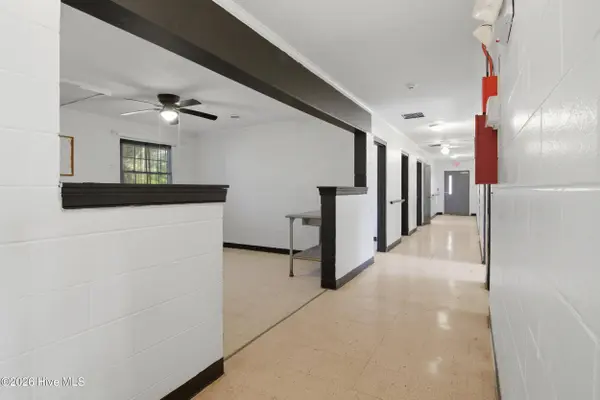 800 N Teachey RD, Wallace, NC 28466