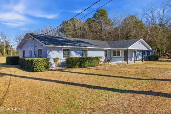 800 N Teachey RD, Wallace, NC 28466