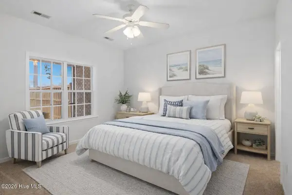 120 Grace Point DR #9, Leland, NC 28479