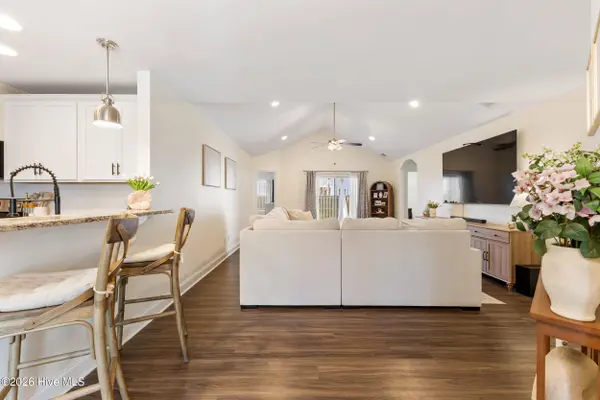 849 Rolling Pines Loop RD, Leland, NC 28451