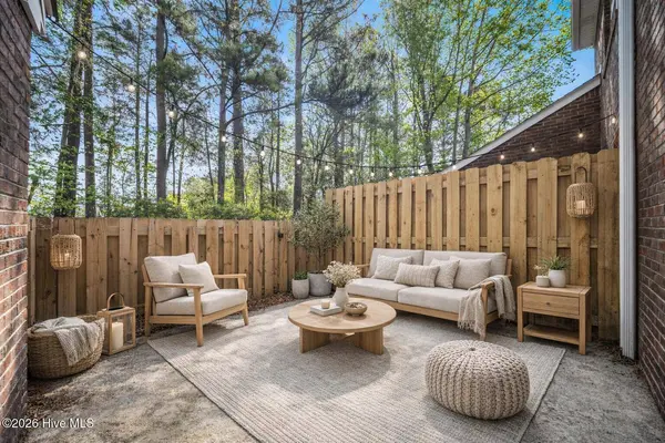 5060 Lamppost CIR, Wilmington, NC 28403