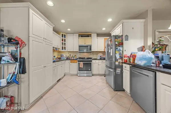 720 Lea DR, Hampstead, NC 28443