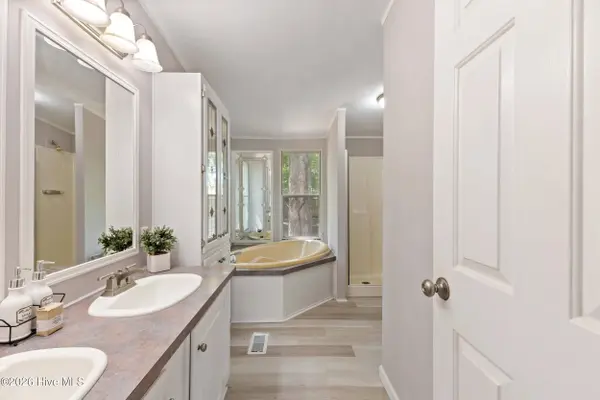 9659 Holly Hills DR NE, Leland, NC 28451