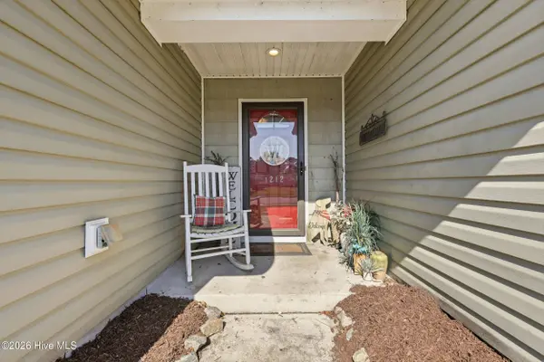 1212 S Brook RD, Winnabow, NC 28479