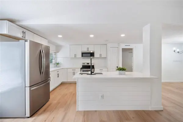 6527 FERNWOOD DR, Lakeland, FL 33810