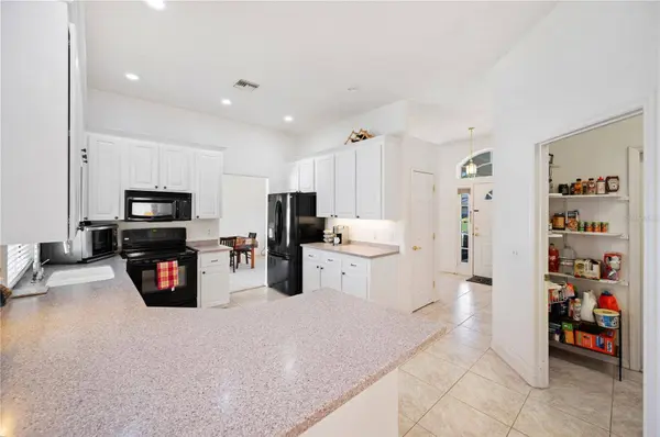 525 SEVEN OAKS ST, Mulberry, FL 33860
