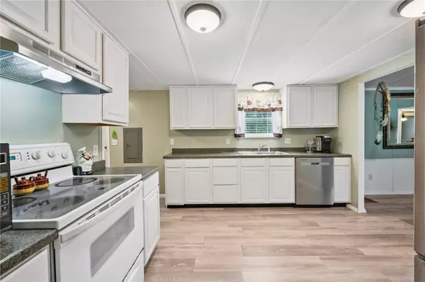 13821 ROCKRIDGE RD, Lakeland, FL 33809