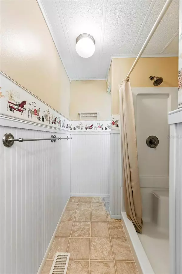 1610 REYNOLDS RD #207, Lakeland, FL 33801