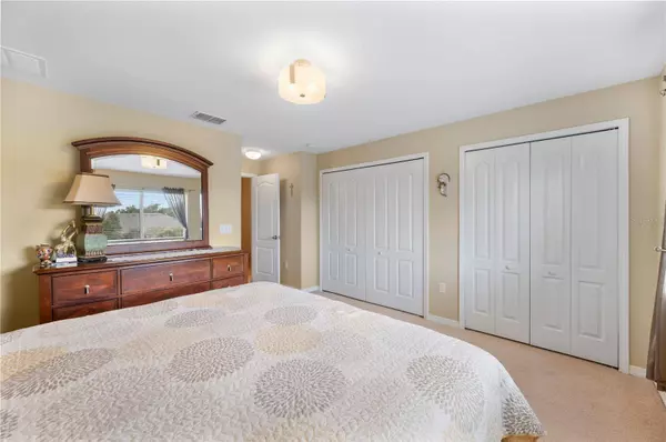 4038 WINDING VINE DR, Lakeland, FL 33812