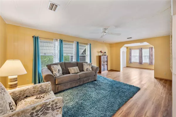 2153 LOIS BLVD, Lake Alfred, FL 33850