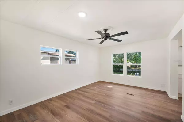 2160 LOIS BLVD, Lake Alfred, FL 33850