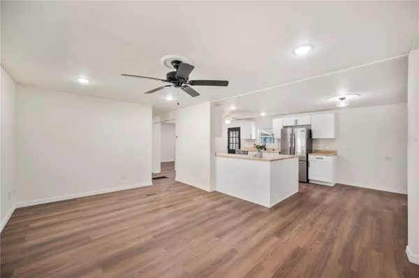 2160 LOIS BLVD, Lake Alfred, FL 33850