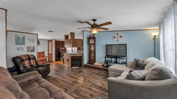 6715 DOVE MEADOW TRL, Lakeland, FL 33810
