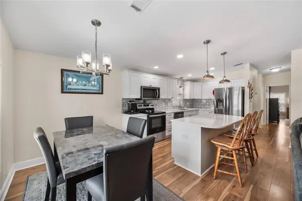 1502 LONGBOW DR, Lakeland, FL 33810