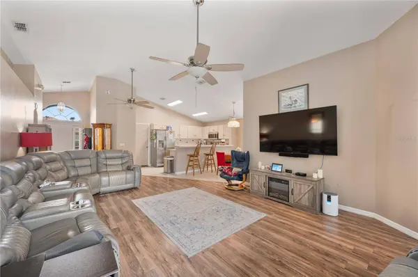 227 WHITTIER ST, Davenport, FL 33896
