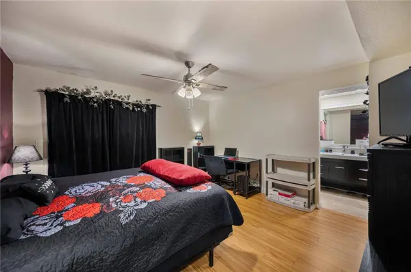 1130 N LAKE PARKER AVE #C126, Lakeland, FL 33805