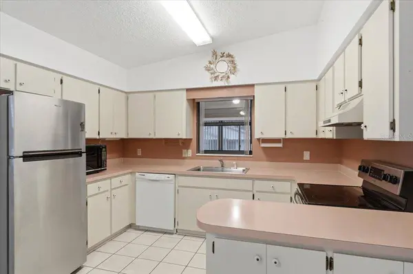 3231 BEAR CREEK LN, Lakeland, FL 33810