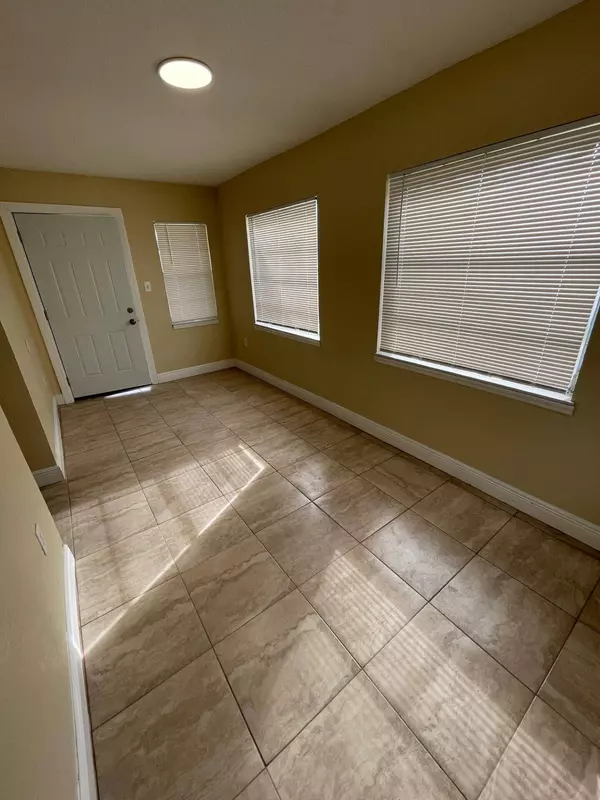 2514 Avenue I, Fort Pierce, FL 34947