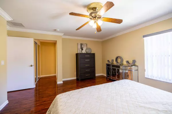 4462 Lake Tahoe CIR, West Palm Beach, FL 33409