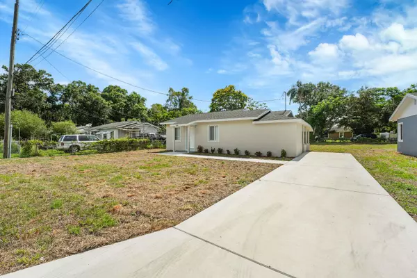 306 N 28th ST, Fort Pierce, FL 34947