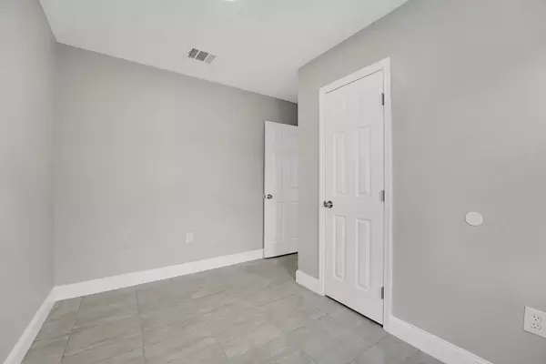 306 N 28th ST, Fort Pierce, FL 34947