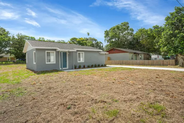 304 N 28th ST, Fort Pierce, FL 34947