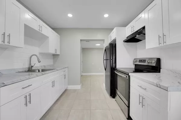 306 N 28th ST, Fort Pierce, FL 34947