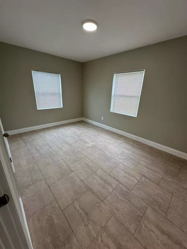 106 S 20th ST, Fort Pierce, FL 34950