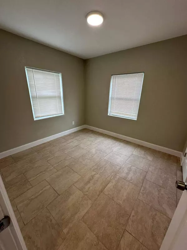 106 S 20th ST, Fort Pierce, FL 34950