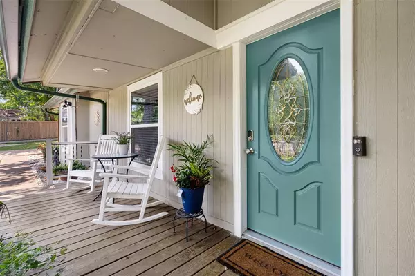 1936 Edgewood Drive, Irving, TX 75060