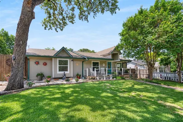 1936 Edgewood Drive, Irving, TX 75060