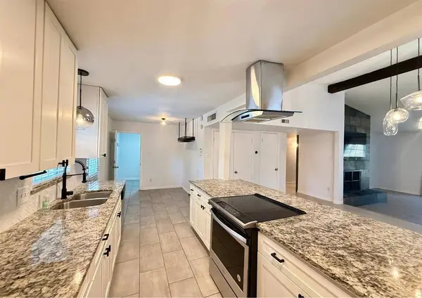 8506 Londonderry Lane, Dallas, TX 75228