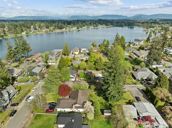 13601 SE 266th ST, Kent, WA 98042