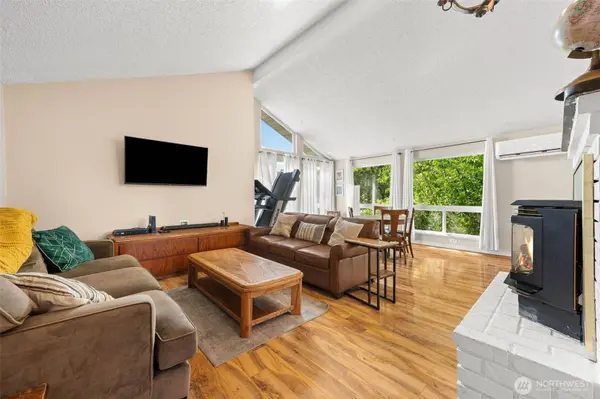 7237 Ridgemont DR SE, Olympia, WA 98513
