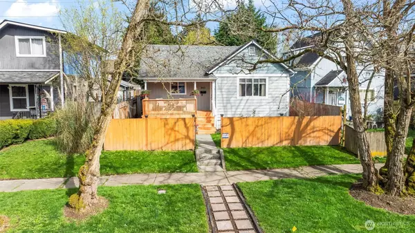 2115 S Ainsworth AVE, Tacoma, WA 98405