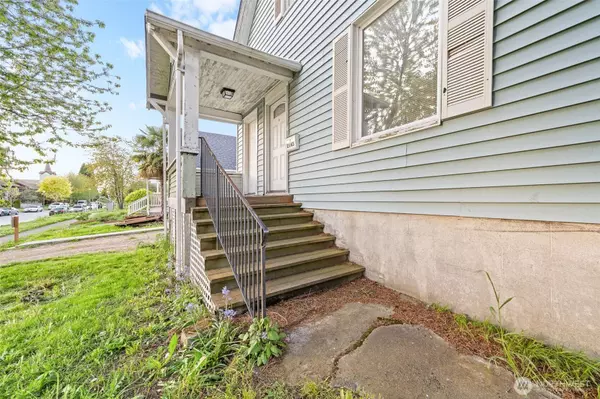 2143 S Cushman AVE, Tacoma, WA 98405