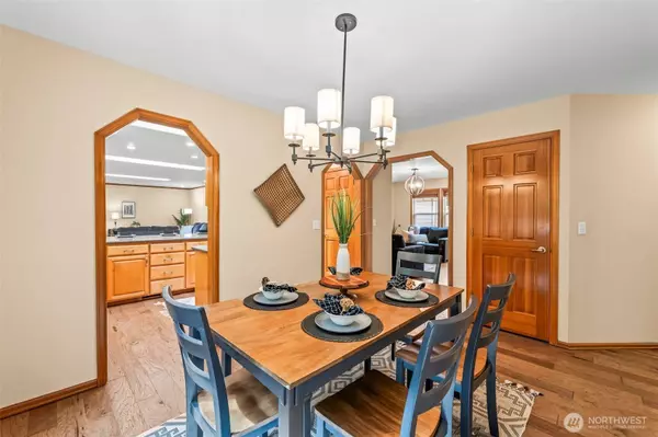 6703 65th AVE NW, Gig Harbor, WA 98335