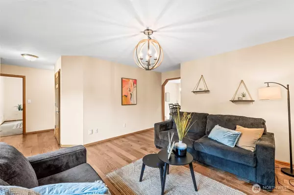 6703 65th AVE NW, Gig Harbor, WA 98335