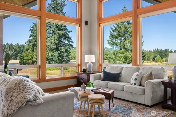 15424 127th LN SE, Yelm, WA 98597