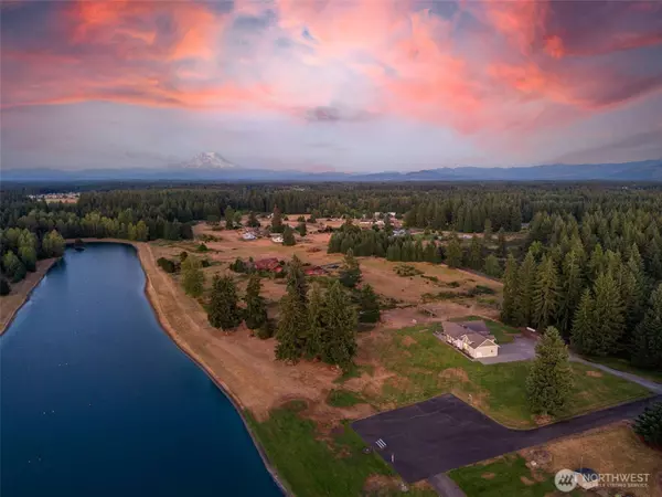 15424 127th LN SE, Yelm, WA 98597