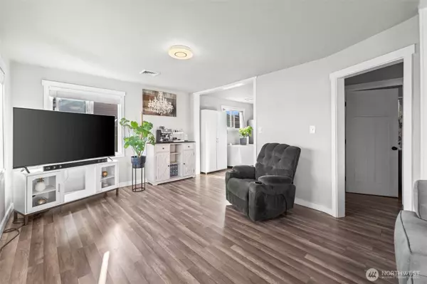 7234 S Tyler ST, Tacoma, WA 98409