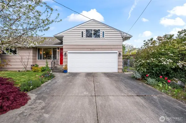 1307 N Huson ST, Tacoma, WA 98406