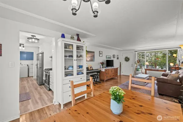 1307 N Huson ST, Tacoma, WA 98406