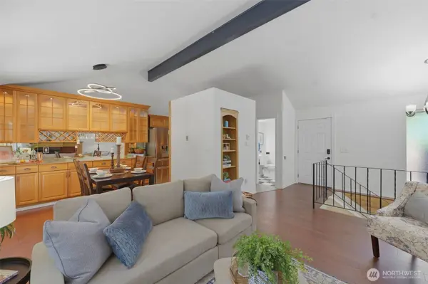 5204 65th AVE W, University Place, WA 98467