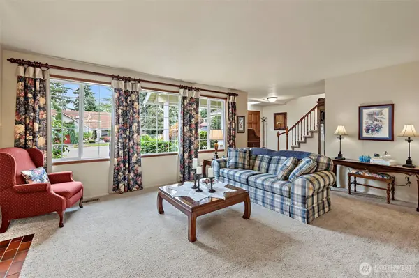 32229 11th AVE SW, Federal Way, WA 98023
